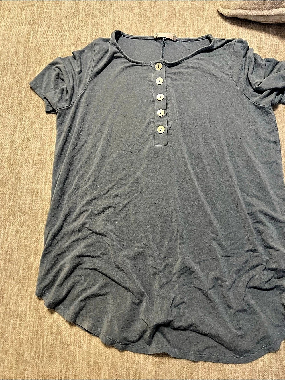 Zenana Short Sleeve Henley Gray Size Small